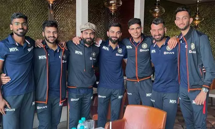 இங்கிலாந்தில் டெஸ்ட் போட்டியில் பங்கேற்க லண்டன் சென்றடைந்தது இந்திய கிரிக்கெட் அணி இங்கிலாந்தில் டெஸ்ட் போட்டியில் பங்கேற்க லண்டன் சென்றடைந்தது இந்திய கிரிக்கெட் அணி