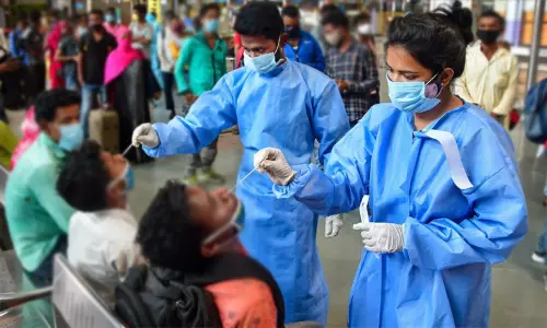 இந்தியாவில் புதிதாக 12,899 பேருக்கு கொரோனா பாதிப்பு