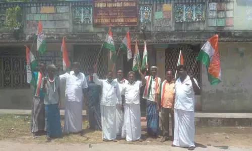 காங்கிரஸ் கட்சியினர் கண்டன ஆர்ப்பாட்டம் காங்கிரஸ் கட்சியினர் கண்டன ஆர்ப்பாட்டம்