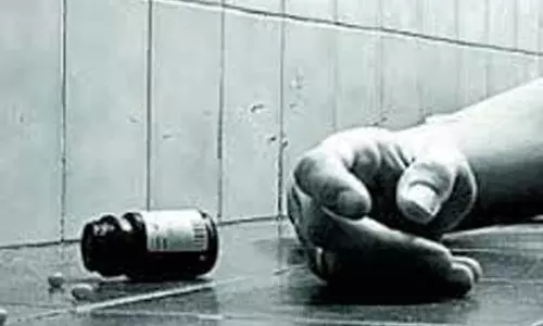 அறுவை சிகிச்சைக்கு பயந்து கணவன் - மனைவி தற்கொலை