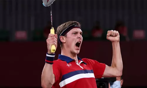 இந்தோனேசிய ஓபன் பேட்மிண்டன்; விக்டர் ஆக்சல்சென் சாம்பியன் பட்டம் வென்றார்