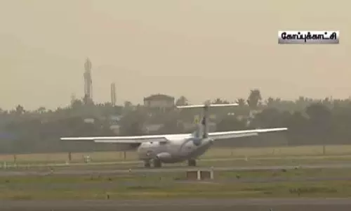 சென்னையில் இடி, மின்னலுடன் கனமழை - 25 விமானங்கள் தாமதம்