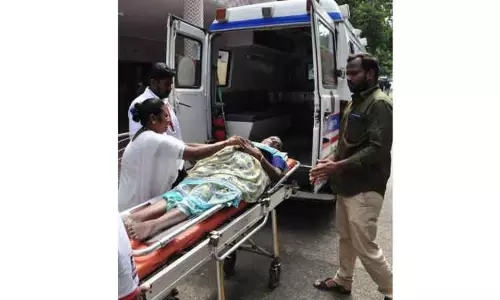 கலெக்டர் அலுவலக பெண் ஊழியர் மயங்கி விழுந்து பலி