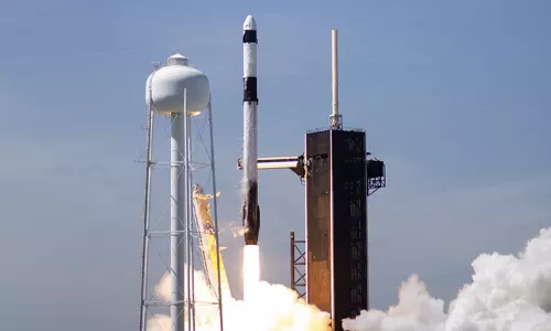 36 மணி நேரத்தில் 3 ராக்கெட்களை விண்ணில் ஏவி ஸ்பேஸ் எக்ஸ் நிறுவனம் சாதனை