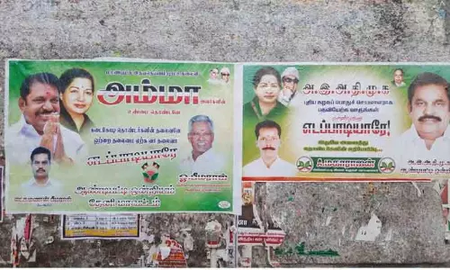 ஆண்டிப்பட்டியில் எடப்பாடி பழனிசாமிக்கு ஆதரவாக ஒட்டப்பட்ட போஸ்டர்கள்