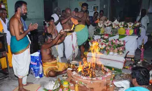 புகழிமலை பாலசுப்பிரமணிய சுவாமி கோவிலில் பாலாலயம் புகழிமலை பாலசுப்பிரமணிய சுவாமி கோவிலில் பாலாலயம்