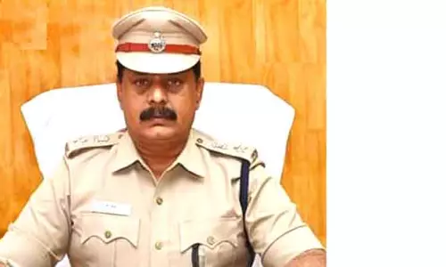 போலீஸ் துணை கமிஷனராக சுரேஷ்குமார் பொறுப்பேற்பு போலீஸ் துணை கமிஷனராக சுரேஷ்குமார் பொறுப்பேற்பு