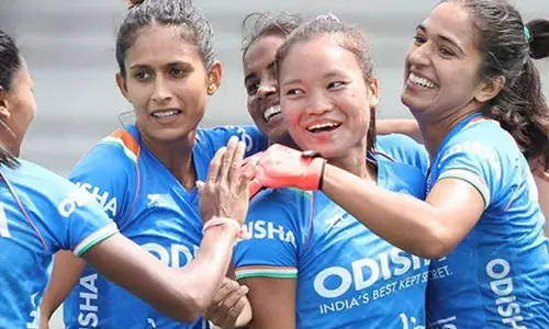 பெண்கள் புரோ ஆக்கி லீக்: இந்தியா-அமெரிக்கா அணிகள் இன்று மோதல் பெண்கள் புரோ ஆக்கி லீக்: இந்தியா-அமெரிக்கா அணிகள் இன்று மோதல்