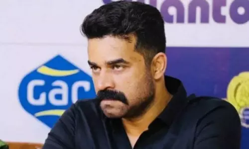 பாலியல் வழக்கை வாபஸ் பெற நடிகைக்கு ரூ.1 கோடி தருவதாக பேரம் பாலியல் வழக்கை வாபஸ் பெற நடிகைக்கு ரூ.1 கோடி தருவதாக பேரம்