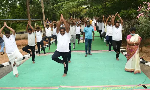 கிருஷ்ணகிரி மாவட்டத்தில்  சர்வதேச யோகா தினம்