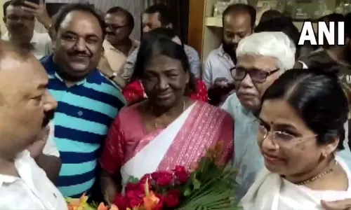 ஜனாதிபதி தேர்தலில் போட்டியிடும் பா.ஜனதா கூட்டணி வேட்பாளர் திரவுபதி முர்முவுக்கு இன்றுமுதல் இசட் பிளஸ் பிரிவு பாதுகாப்பு! ஜனாதிபதி தேர்தலில் போட்டியிடும் பா.ஜனதா கூட்டணி வேட்பாளர் திரவுபதி முர்முவுக்கு இன்றுமுதல் இசட் பிளஸ் பிரிவு பாதுகாப்பு!