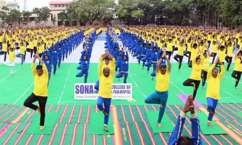 யோகா தினவிழா: உடல் ஆரோக்கியமாக இருந்தால் வைரஸ் பாதிப்பு ஏற்படாது அமைச்சர் மா.சுப்பிரமணியன் பேச்சு யோகா தினவிழா: உடல் ஆரோக்கியமாக இருந்தால் வைரஸ் பாதிப்பு ஏற்படாது அமைச்சர் மா.சுப்பிரமணியன் பேச்சு