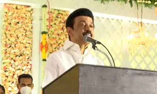 இதுபோன்ற திருமண நிகழ்வுகள்தான் கழகத்தின் ஒற்றுமையை, வலிமையை எடுத்துக்கூறும் தூதுவர்கள்! - முதல் அமைச்சர் இதுபோன்ற திருமண நிகழ்வுகள்தான் கழகத்தின் ஒற்றுமையை, வலிமையை எடுத்துக்கூறும் தூதுவர்கள்! - முதல் அமைச்சர்