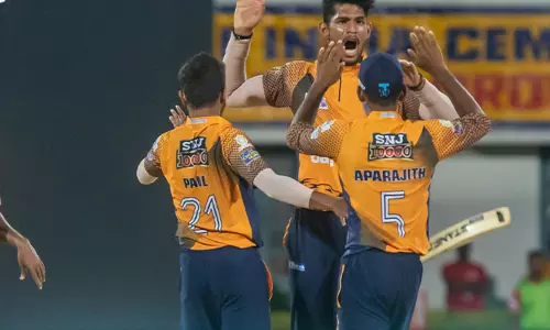 டி.என்.பி.எல் : சூப்பர் ஓவரில் சேப்பாக் சூப்பர் கில்லீஸ் அணியை வீழ்த்தி நெல்லை அணி திரில் வெற்றி டி.என்.பி.எல் : சூப்பர் ஓவரில் சேப்பாக் சூப்பர் கில்லீஸ் அணியை வீழ்த்தி நெல்லை அணி திரில் வெற்றி