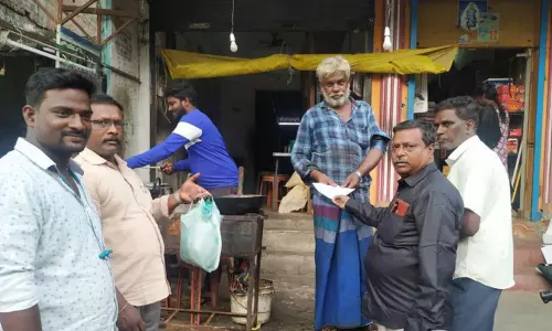 பிளாஸ்டிக் பொருட்கள் விற்ற கடைகளுக்கு அபராதம்