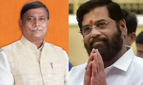 சிவசேனாவின் சட்டமன்ற கட்சி தலைவராகிறார் அஜய் சவுத்ரி; துணை சபாநாயகர் ஒப்புதல் சிவசேனாவின் சட்டமன்ற கட்சி தலைவராகிறார் அஜய் சவுத்ரி; துணை சபாநாயகர் ஒப்புதல்