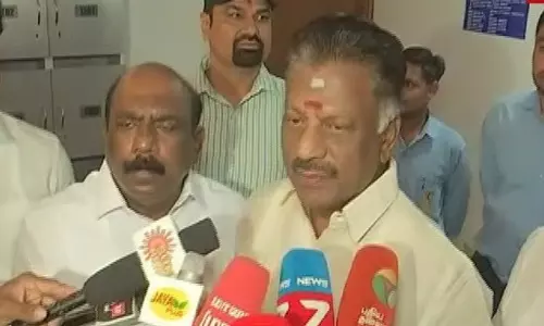 எங்கள் முழு ஆதரவு உண்டு... - டெல்லியில் ஓ.பன்னீர் செல்வம் பரபரப்பு பேட்டி எங்கள் முழு ஆதரவு உண்டு... - டெல்லியில் ஓ.பன்னீர் செல்வம் பரபரப்பு பேட்டி
