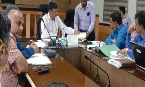பிரசவத்துக்கு லஞ்சம் வாங்கும் ஊழியர்கள் மீது கடும் நடவடிக்கை; கலெக்டர் செல்வமணி உத்தரவு பிரசவத்துக்கு லஞ்சம் வாங்கும் ஊழியர்கள் மீது கடும் நடவடிக்கை; கலெக்டர் செல்வமணி உத்தரவு