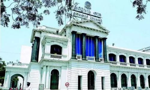 அஞ்சல் வழியே புதிய மின்னணு குடும்ப அட்டை: அரசாணை வெளியீடு