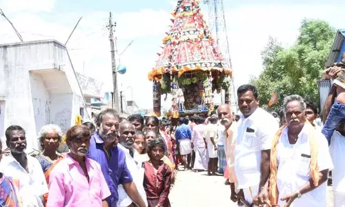 முத்துமாரியம்மன் கோவில் தேர் திருவிழா