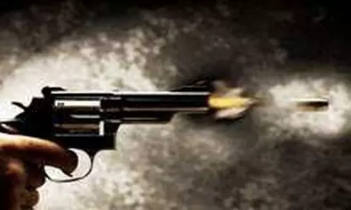 கடலூர்; விருத்தாசலம் அருகே நாட்டு துப்பாக்கியால் சுட்டதில் பெண் காயம் கடலூர்; விருத்தாசலம் அருகே நாட்டு துப்பாக்கியால் சுட்டதில் பெண் காயம்