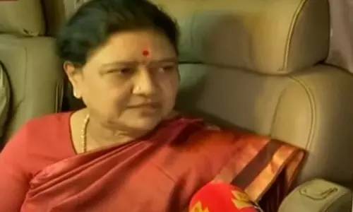 அதிமுகவை கட்டிக்காக்க வேண்டிய பொறுப்பு எனக்கு உள்ளது: சசிகலா பேட்டி