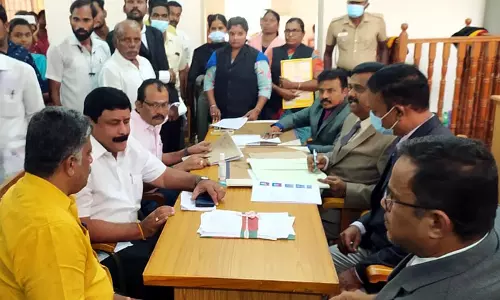 நாமக்கல் மாவட்டத்தில் நடந்த மக்கள் நீதிமன்றத்தில் 1,890 வழக்குகளுக்கு தீர்வு நாமக்கல் மாவட்டத்தில் நடந்த மக்கள் நீதிமன்றத்தில் 1,890 வழக்குகளுக்கு தீர்வு