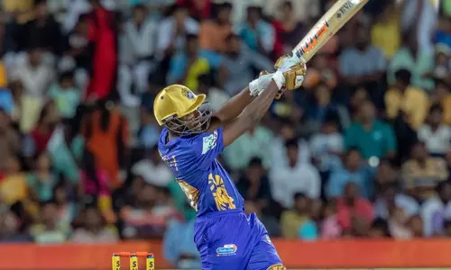 டிஎன்பிஎல்: திண்டுக்கல் அணிக்கு எதிரான போட்டியில் கோவை கிங்ஸ் அணி 188 ரன்கள் குவிப்பு..! டிஎன்பிஎல்: திண்டுக்கல் அணிக்கு எதிரான போட்டியில் கோவை கிங்ஸ் அணி 188 ரன்கள் குவிப்பு..!