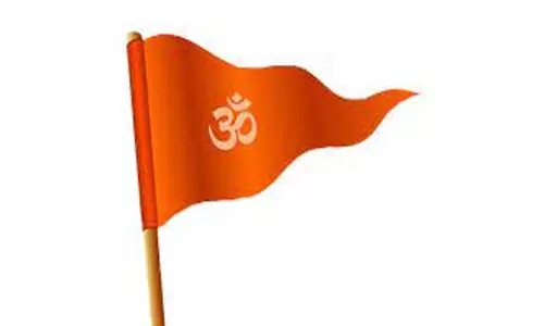 கோவிலில் வாழைப்பழங்கள் விற்க முஸ்லிம் வியாபாரிக்கு தடை; இந்து அமைப்பினர் கோரிக்கை கோவிலில் வாழைப்பழங்கள் விற்க முஸ்லிம் வியாபாரிக்கு தடை; இந்து அமைப்பினர் கோரிக்கை