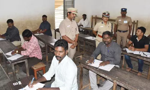 கடலூரில்  சப்-இன்ஸ்பெக்டர் பணிக்கான எழுத்து தேர்வு  170 போலீஸ்காரர்கள் எழுதினர்