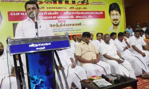 கரூருக்கு வருகை தரும் முதல்-அமைச்சர் மு.க.ஸ்டாலினுக்கு உற்சாக வரவேற்பு அளிக்க வேண்டும்: அமைச்சர் வி.செந்தில்பாலாஜி பேச்சு கரூருக்கு வருகை தரும் முதல்-அமைச்சர் மு.க.ஸ்டாலினுக்கு உற்சாக வரவேற்பு அளிக்க வேண்டும்: அமைச்சர் வி.செந்தில்பாலாஜி பேச்சு