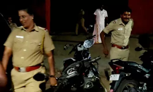 திருவண்ணாமலை: நித்யானந்தா ஆசிரமத்தில் இளம்பெண்ணை அடைத்து வைத்துள்ளதாக புகார் - போலீசார் அதிரடி சோதனை