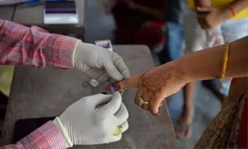 மத்திய பிரதேசம்: பஞ்சாயத்து தேர்தலில் வெற்றி பெற்ற மறுநாளே உயிரிழந்த பெண் மத்திய பிரதேசம்: பஞ்சாயத்து தேர்தலில் வெற்றி பெற்ற மறுநாளே உயிரிழந்த பெண்