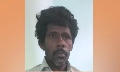 திசையன்விளை அருகே 5 வயது சிறுமிக்கு பாலியல் தொல்லை - கூலித் தொழிலாளி கைது திசையன்விளை அருகே 5 வயது சிறுமிக்கு பாலியல் தொல்லை - கூலித் தொழிலாளி கைது