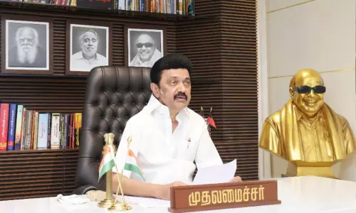 முதல்-அமைச்சர் மு.க.ஸ்டாலின் தலைமையில்  அமைச்சரவைக் கூட்டம் தொடங்கியது