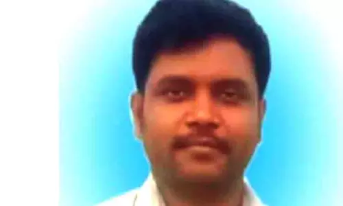 ரெயில் முன் பாய்ந்து வாலிபர் தற்கொலை ரெயில் முன் பாய்ந்து வாலிபர் தற்கொலை