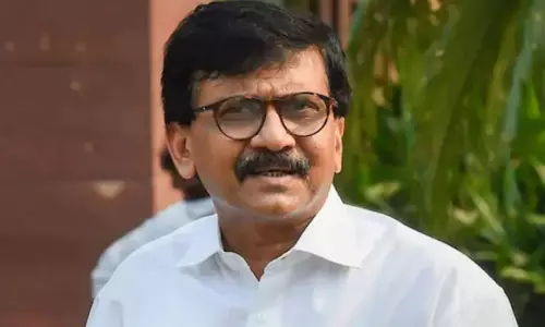 சிவசேனா எம்.பி. சஞ்சய் ராவத்திற்கு அமலாக்கத்துறை திடீர் சம்மன்: இன்று ஆஜராக உத்தரவு சிவசேனா எம்.பி. சஞ்சய் ராவத்திற்கு அமலாக்கத்துறை திடீர் சம்மன்: இன்று ஆஜராக உத்தரவு