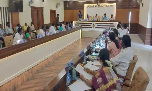 வால்பாறை பகுதியில் ரூ.8 கோடியில் வளர்ச்சி பணிகள்