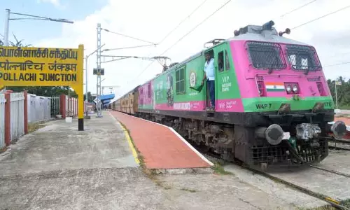 பழனி-கோவை வழித்தடத்தில் மின்சார ரெயில் சோதனை ஓட்டம்