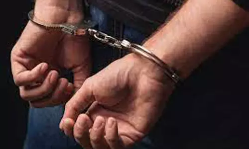 புகையிலை பொருட்கள் விற்றவர் கைது புகையிலை பொருட்கள் விற்றவர் கைது