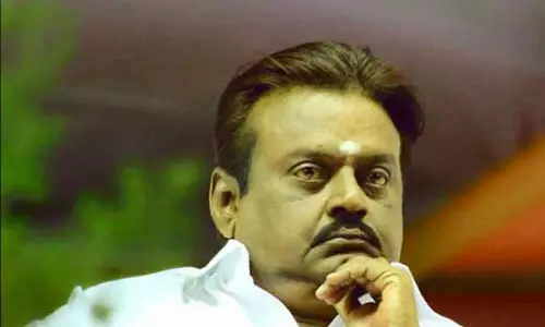 பள்ளிகளில் ஆசிரியர் தகுதித் தேர்வில் தேர்ச்சி பெற்றவர்களை பணி நியமனம் செய்ய வேண்டும் -  விஜயகாந்த்