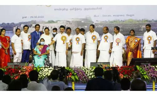 மேகதாது அணை விவகாரத்தில் தொழில்நுட்ப, சுற்றுச்சூழல் அனுமதியை கர்நாடகாவுக்கு மத்திய அரசு வழங்க கூடாது முதல்-அமைச்சர் மு.க.ஸ்டாலின் பேச்சு மேகதாது அணை விவகாரத்தில் தொழில்நுட்ப, சுற்றுச்சூழல் அனுமதியை கர்நாடகாவுக்கு மத்திய அரசு வழங்க கூடாது முதல்-அமைச்சர் மு.க.ஸ்டாலின் பேச்சு