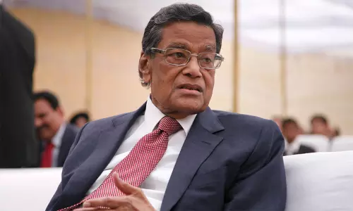 மேலும் 3 கால பதவி நீட்டிப்புக்கு கே.கே.வேணுகோபால் சம்மதம்