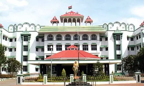 தற்காலிக ஆசிரியர்கள் நியமனம் ஆபத்தானது - ஐகோர்ட்டு மதுரை கிளை நீதிபதி கருத்து...!