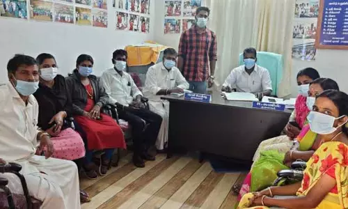 சுற்றுச்சூழல் மண்டலமாக அறிவிக்கும் பிரச்சினைக்கு மாநில அரசு தீர்வு காண வேண்டும் சுற்றுச்சூழல் மண்டலமாக அறிவிக்கும் பிரச்சினைக்கு மாநில அரசு தீர்வு காண வேண்டும்