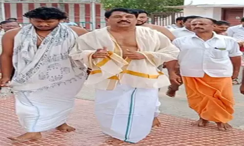 திருச்செந்தூரில் பா.ஜனதா துணைத்தலைவர் நயினார் நாகேந்திரன் பேட்டி திருச்செந்தூரில் பா.ஜனதா துணைத்தலைவர் நயினார் நாகேந்திரன் பேட்டி