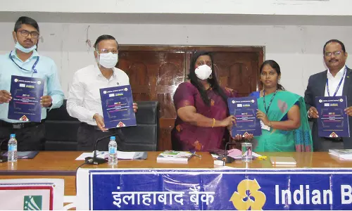 மாணவ, மாணவிகளின் எதிர்காலத்தை கருத்தில் கொண்டு வங்கிகள் கல்விக்கடன் வழங்குவதில் முக்கியத்துவம் அளிக்க வேண்டும் கலெக்டர் ஸ்ரேயா சிங் பேச்சு மாணவ, மாணவிகளின் எதிர்காலத்தை கருத்தில் கொண்டு வங்கிகள் கல்விக்கடன் வழங்குவதில் முக்கியத்துவம் அளிக்க வேண்டும் கலெக்டர் ஸ்ரேயா சிங் பேச்சு