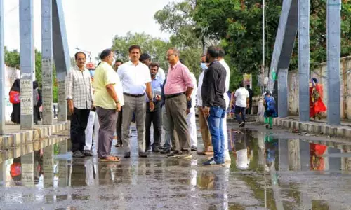 காட்பாடி ரெயில்வே மேம்பால சீரமைப்பு பணிகள் முடிவடைந்தது காட்பாடி ரெயில்வே மேம்பால சீரமைப்பு பணிகள் முடிவடைந்தது