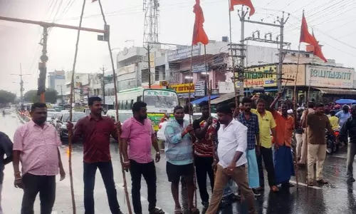 இந்து முன்னணி செயலாளர் உள்பட 45 பேர் கைது இந்து முன்னணி செயலாளர் உள்பட 45 பேர் கைது