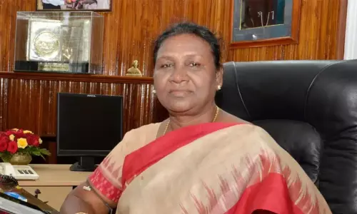 பா.ஜ.க. ஜனாதிபதி வேட்பாளர் திரவுபதி முர்மு நாளை சென்னை வருகிறார் பா.ஜ.க. ஜனாதிபதி வேட்பாளர் திரவுபதி முர்மு நாளை சென்னை வருகிறார்
